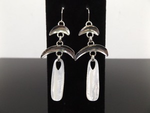 .925 Sterling Silver Mother of Pearl Dangle Hook Earrings