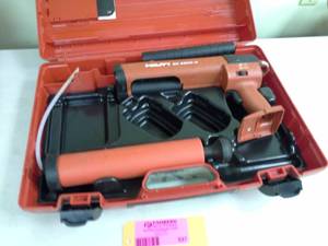 lot 537 image: Hilti Epoxy Gun ED 3500-A, Case