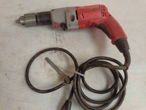lot 556 image: Milwaukee 12in. Magnum Hammer Drill