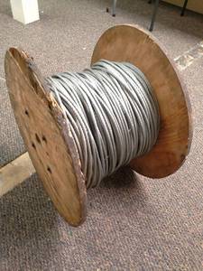 lot 352 image: Partial Spool of 516in. Cable 7x19 GAC