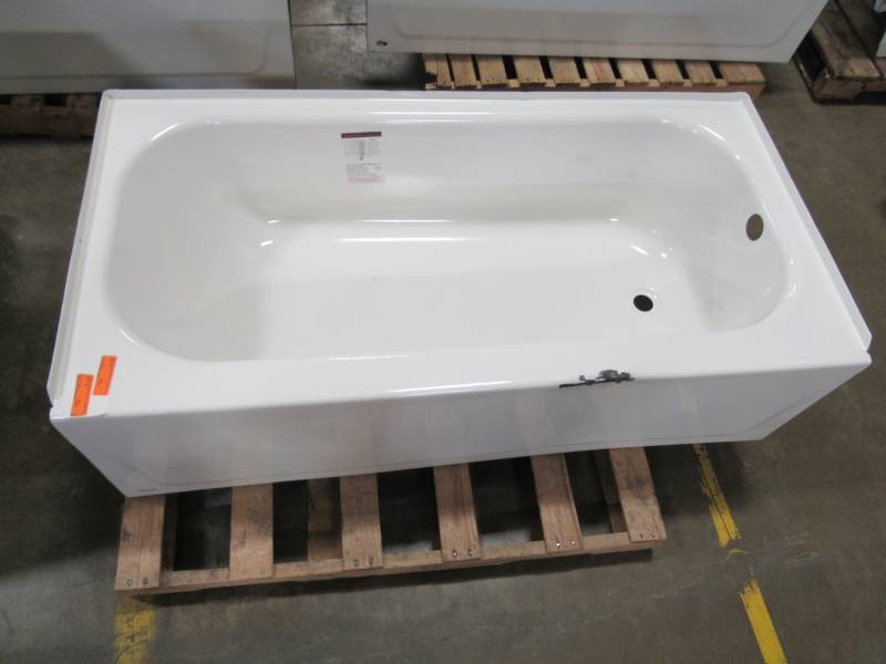 lot 493 image: Briggs RH Drain Made From Single Steel Sheet in White 60 X 30 X 17 Tall - Some Enamel Damage Middle Top of Threshold and Slight RH Bottom Dent. - See Photo.
