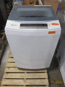 lot 49 image: Magic Chef 3.0 cu. ft. Compact Top Load Washer with Stainless Steel Drum in White MCSTCW30W4