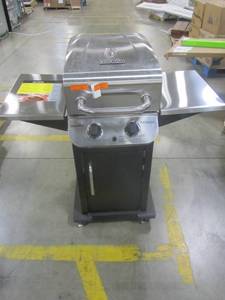 lot 61 image: Char-Broil Performance Black And Stainless Steel 2-Burner Liquid Propane Gas Grill 463625219