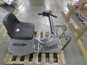 lot 121 image: EZ-Shopper 8000 Electric Shopping Cart