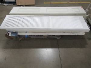 lot 334 image: MIXED PALLET OF MISCELLANEOUS BI-FOLD DOORS
