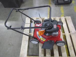 lot 212 image: Yard Machines 20 in. 125cc OHV Briggs & Stratton Gas Push Mower 11A-02BT729