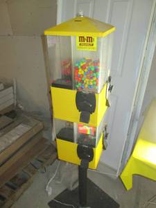 Refillable Candy Quarter Machine With Key