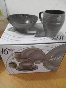 lot 30 image: MikasaSwirl Speckle 16-Piece Dinnerware Set - Graphite
