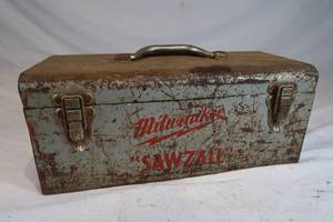 lot 35 image: Milwaukee Sawzall with Box & Blades