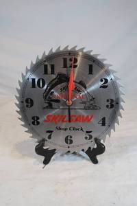 lot 46 image: Skilsaw Shop Clock with Original Package