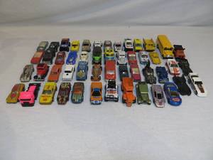 lot 87 image: 50 Toy Cars Hot Wheels Matchbox and More