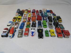 lot 88 image: 50 Toy Cars Hot Wheels Matchbox and More