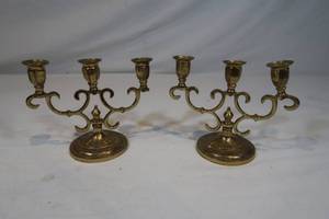 lot 115 image: Pair of Brass Candlesticks
