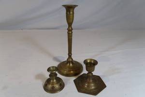 lot 121 image: 3 Brass Candlesticks