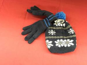 Carters Boys 4-8 Gloves & Beanie