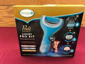 Amope Pedi Perfect Luxury Pro Kit, Retail $29.97