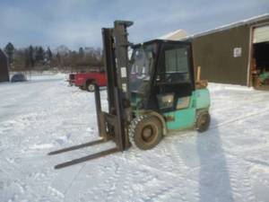 Mitsubishi Forklift With Cab