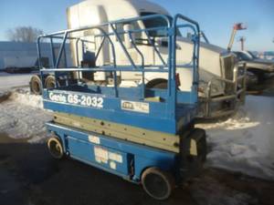Genie GS- 2032 Scissor Lift