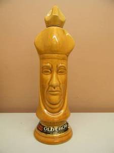 lot 25 image: VERY COOL VINTAGE 1960s OLD CROW LIMITED CHESS PIECE CERAMIC DECANTER - BISHOP - APPROX 14 - SEE PICTURES