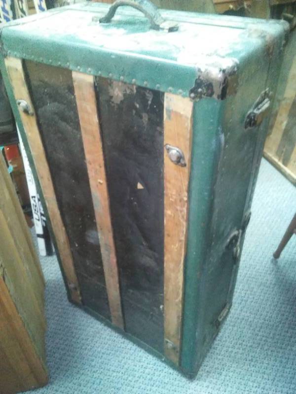 lot 17 image: HUGE LOT SEE ALL PICS Rain Bird Cooler, Wood Tote Box, steamer trunk, carriage, chairs & craftsman.