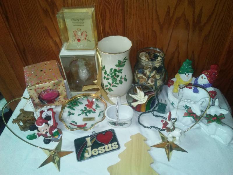 lot 30 image: HUGE LOT, SEE ALL PICS, Native American, Mickey Mouse, Christmas, & ceramics.