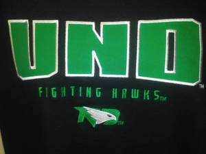 lot 41 image: UND FIGHTING HAWKS Mens Large T - shirt..ProEdge