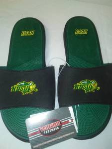 lot 70 image: NDSU  BISON  Sandals Mens 78 or Womens 910 embroidered