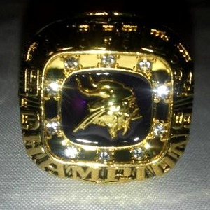 lot 86 image: Minnesota Vikings NFC Championship Ring 1974