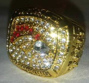 lot 141 image: DENVER BRONCOS  TERREL  DAVIS SUPER BOWL RING