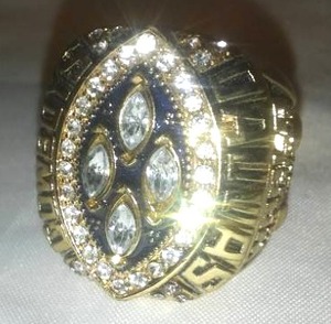 lot 146 image: DALLAS COWBOYS MICHAEL IRVIN, SUPER BOWL RING