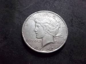 1922 D  Silver Peace Dollar