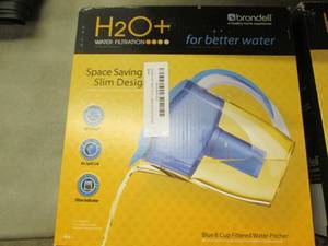 NIB Brondell H2O 6-Cup Water Filtr...