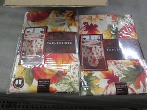 2 Sizes of Autumn Sunflower Table C...