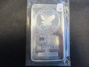 lot 10 image: 10oz Sunshine Minting Silver Bar
