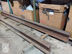 lot 17 image: 206 I Beam, 10 x 5-34