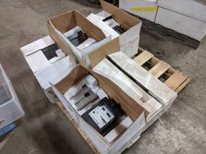 lot 54 image: Lot of 9 BASLER BEI-51 Overcurrent Relays (Pallet)