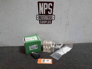 lot 24 image: Schneider Electric 30A 600V Rotary Disconnect (Loc. S46)