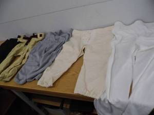 lot 10 image: Football Practice Pants