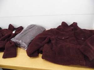 lot 17 image: Jackets