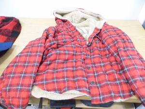 lot 19 image: Jackets - Cardigans