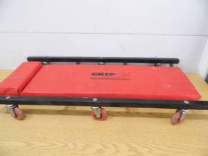 lot 41 image: Grip Creeper