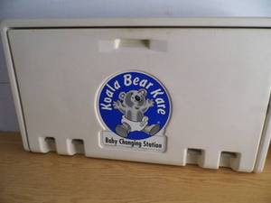 lot 89 image: Koal Bear Kare Changing Station