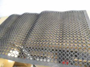 lot 90 image: Cactus Mat