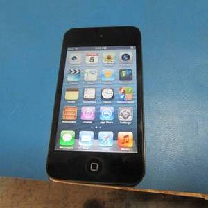 lot 22 image: Apple Ipod Touch Tested, Ready to use Merry Christmas