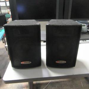 lot 39 image: 2x Large Harbinger Speakers 12x10x18 Tall&nbsp