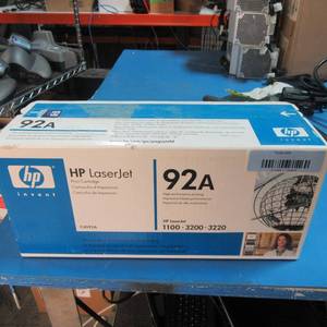 lot 90 image: HP LazerJet Print Cartridge C4092A 92A  New