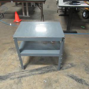 lot 94 image: Metal TableShelf 24x18x24 inches Tall