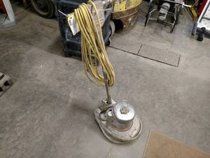 lot 15 image: Silver Ray 12 Electric Floor Polis...