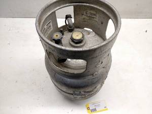 lot 44 image: Aluminum Vertical LP Gas Tank...