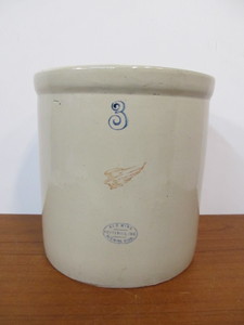 lot 175 image: 3 Gallon RED WING Stoneware Crock 